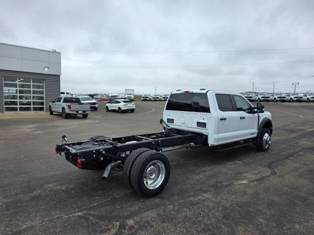 New 2026 Ford F-550SD XLT Chassis