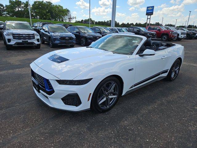 2025 Ford Mustang GT Premium Convertible - Photo 32