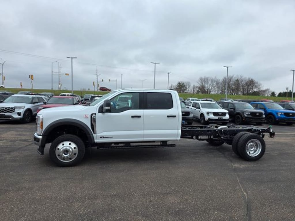 New 2026 Ford F-550SD XLT Chassis