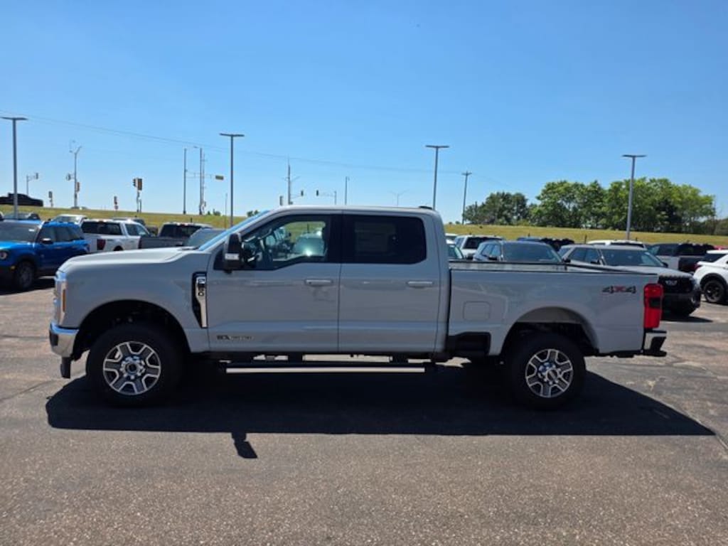 New 2026 Ford F-350SD Lariat Truck