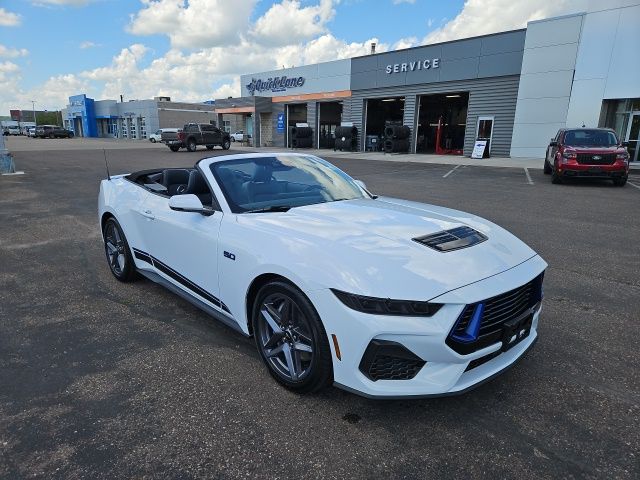 2025 Ford Mustang GT Premium Convertible - Photo 31
