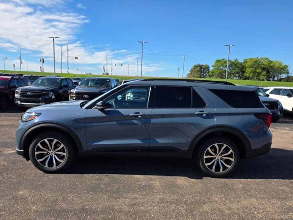 New 2027 Ford Explorer ST-Line SUV