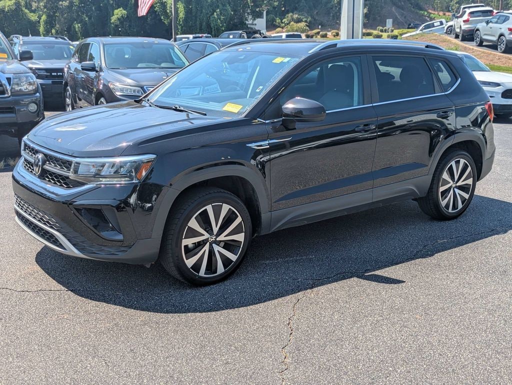 Used 2022 Volkswagen Taos 1.5T SE SUV