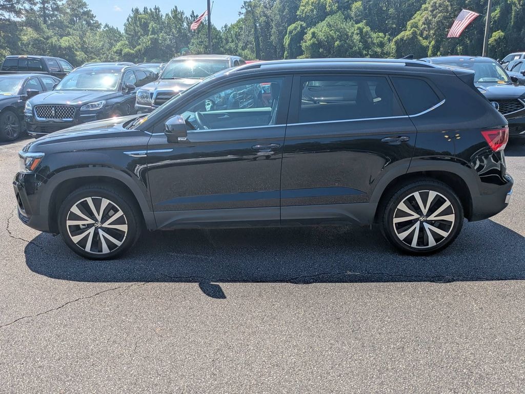 Used 2022 Volkswagen Taos 1.5T SE SUV