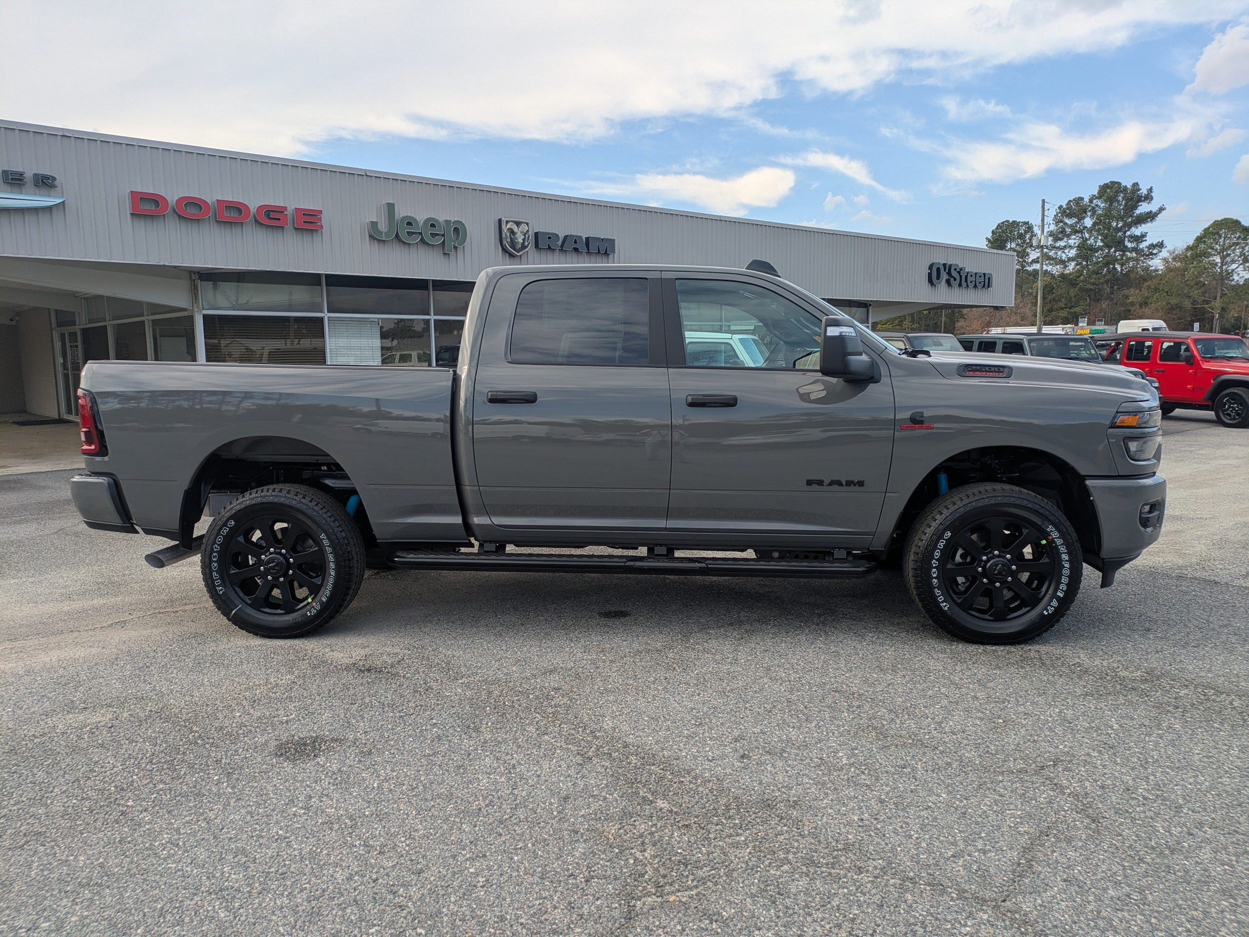 2026 RAM 2500 Big Horn - Photo 4