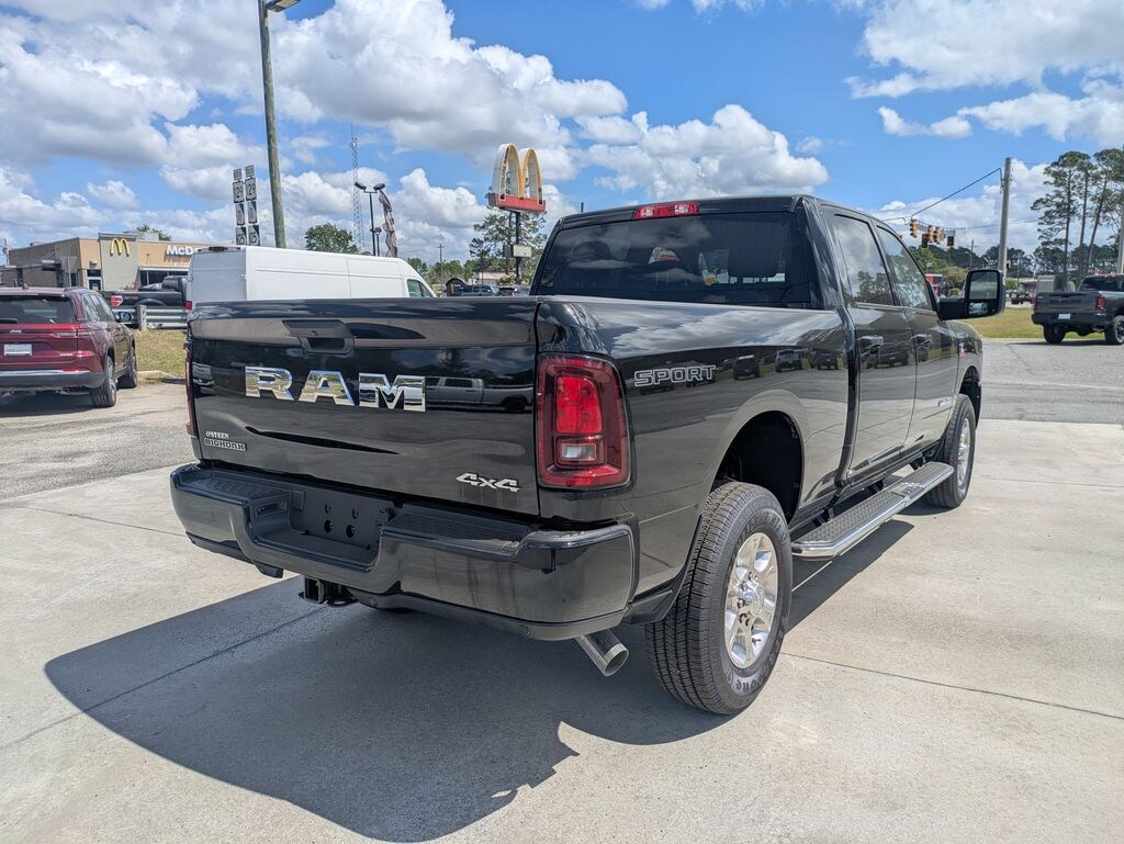 New 2026 Ram 2500 BIG HORN CREW CAB 4X4 6'4 BOX Pickup