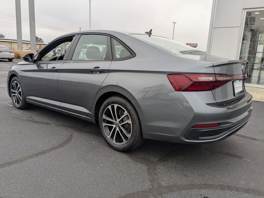 2026 Volkswagen Jetta Sport - Photo 7