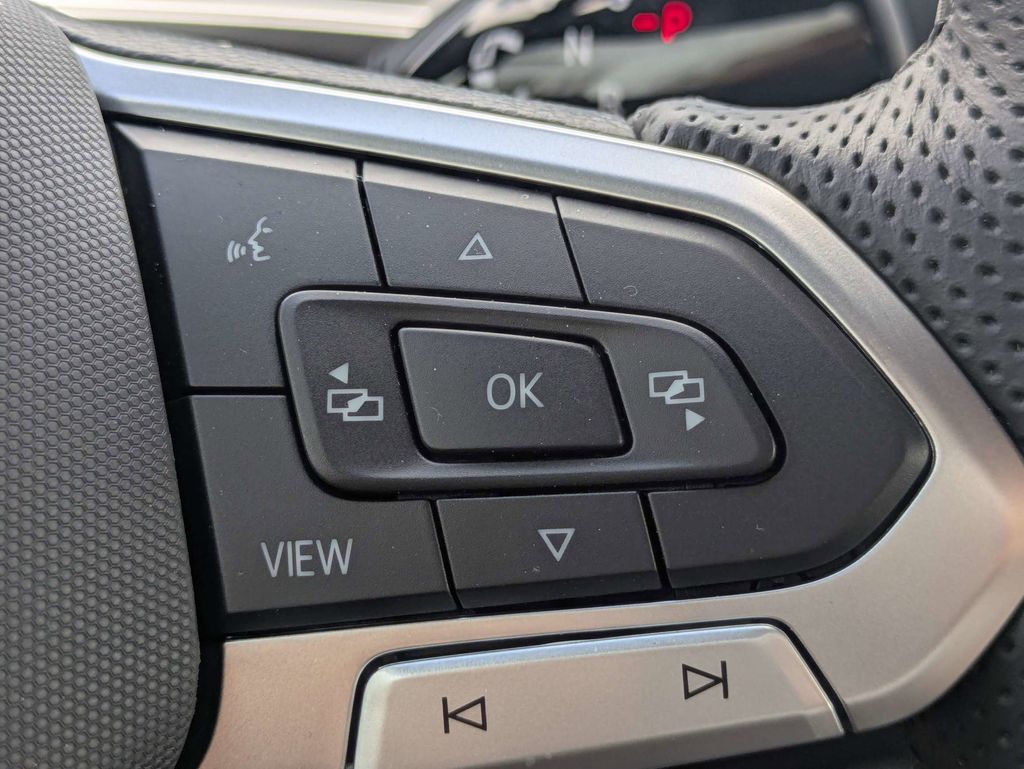2026 Volkswagen Tiguan SE R-LINE BLACK - Photo 30