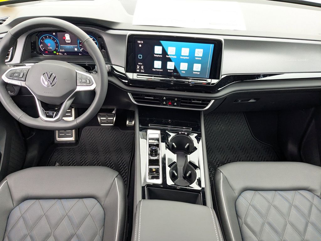 2026 Volkswagen Atlas Cross Sport SEL Premium R-LINE - Photo 2