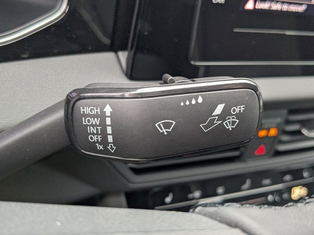 2026 Volkswagen Jetta Sport - Photo 29
