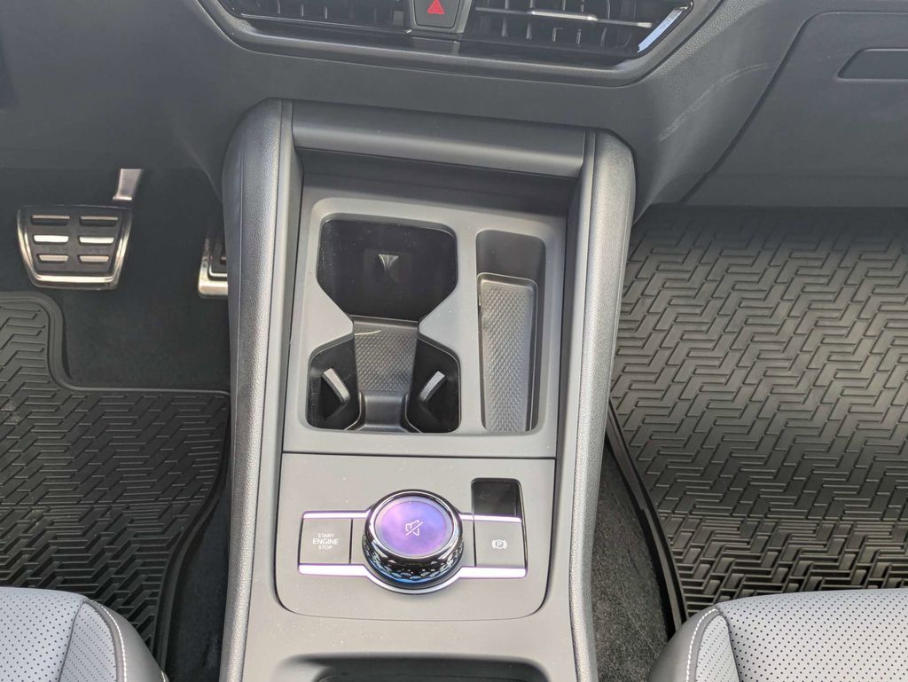 2026 Volkswagen Tiguan SE R-LINE BLACK - Photo 21