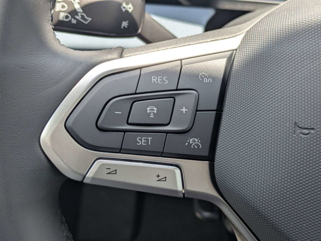 2026 Volkswagen Jetta SE - Photo 26