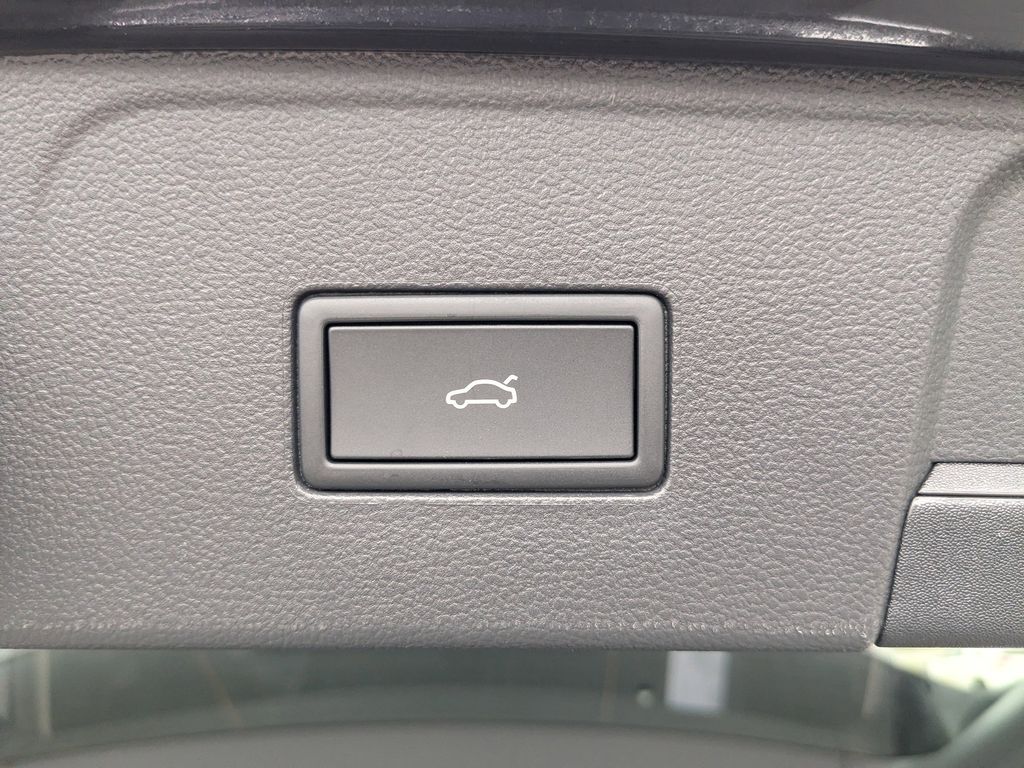2026 Volkswagen Atlas SEL - Photo 15