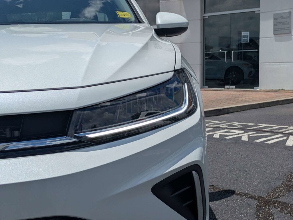 2026 Volkswagen Jetta SE - Photo 11