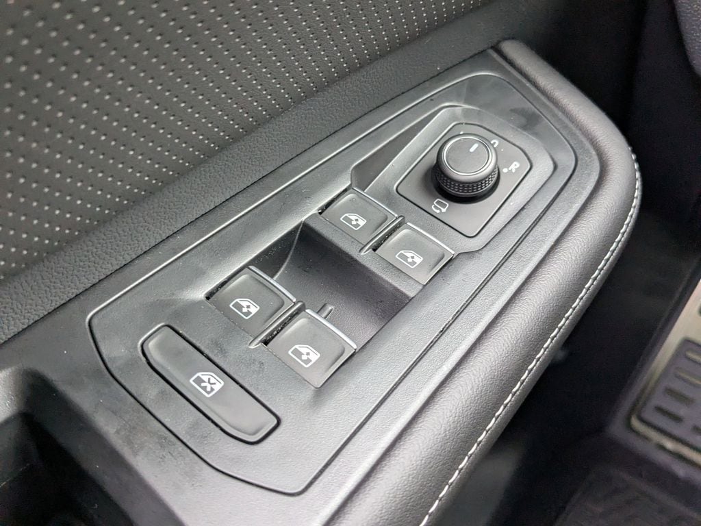 2026 Volkswagen Atlas Cross Sport SEL Premium R-LINE - Photo 27