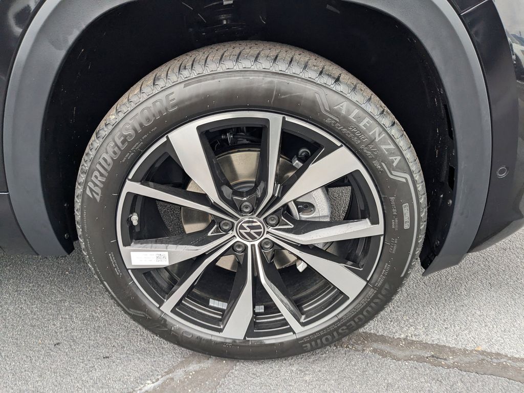 2026 Volkswagen Atlas Cross Sport SEL Premium R-LINE - Photo 13