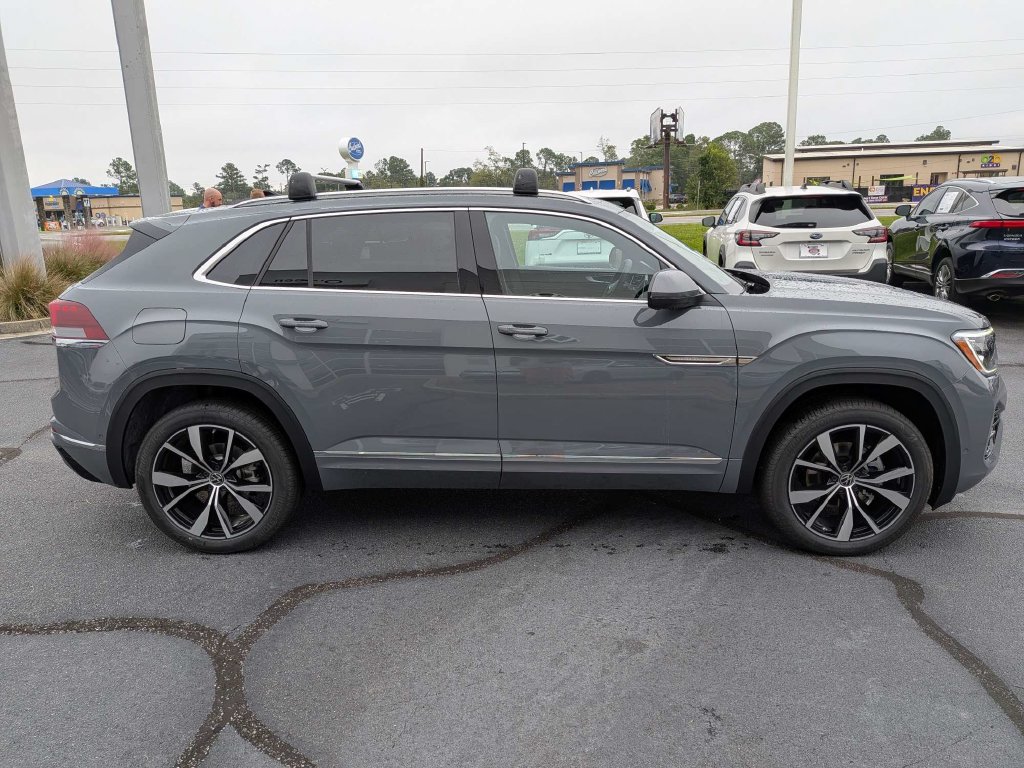 New 2026 Volkswagen Atlas Cross Sport SEL Premium R-Line SUV