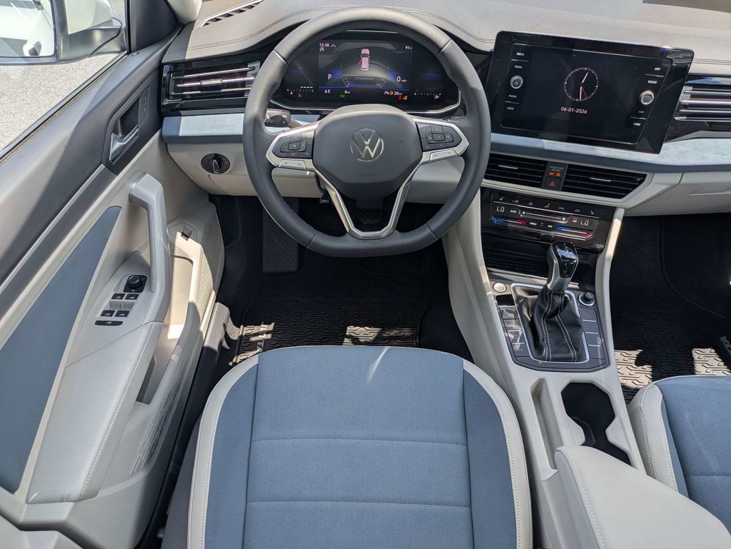 2026 Volkswagen Jetta SE - Photo 15