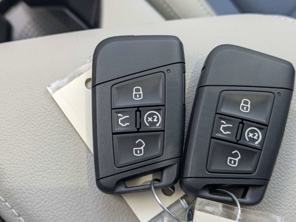2026 Volkswagen Jetta SE - Photo 33