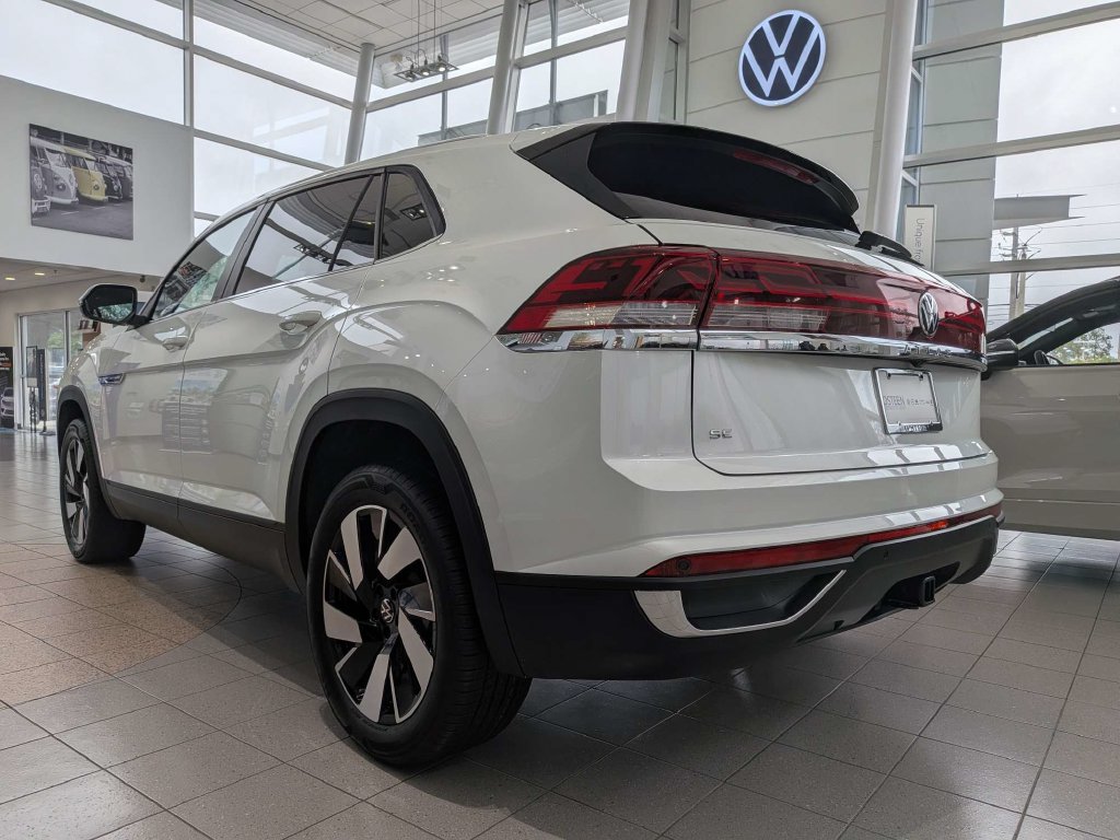 New 2026 Volkswagen Atlas Cross Sport SE w/Technology SUV