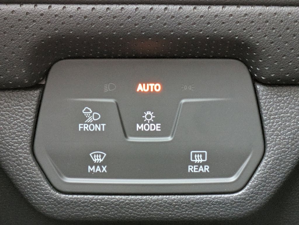 2026 Volkswagen Atlas SE w/Tech - Photo 34