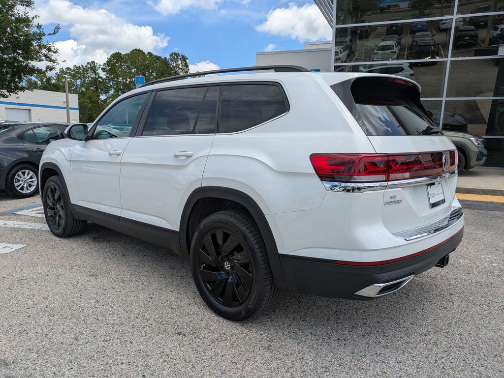 New 2026 Volkswagen Atlas SE w/Technology SUV