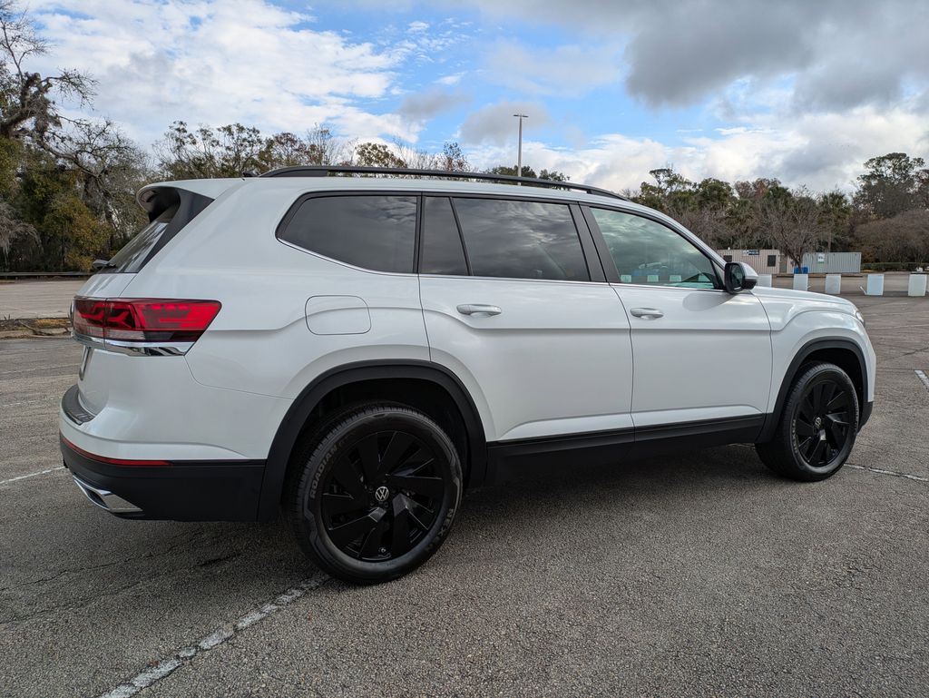 2026 Volkswagen Atlas SE w/Tech - Photo 6