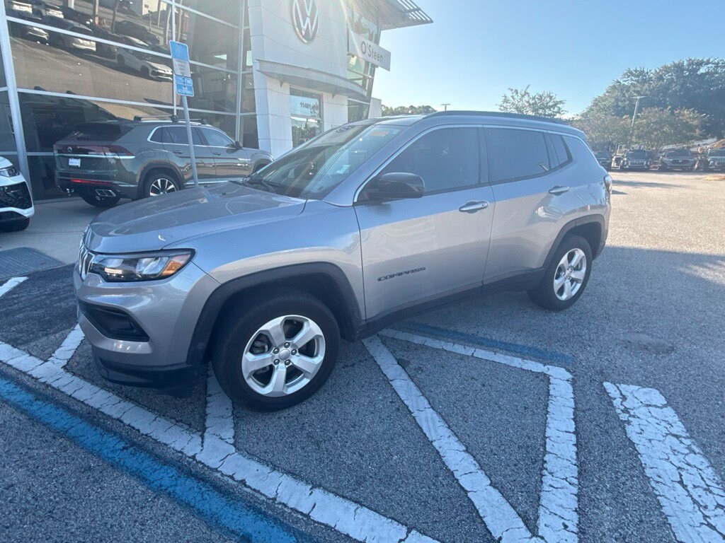 Used 2022 Jeep Compass Latitude SUV