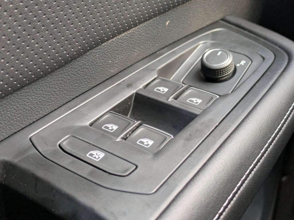 2026 Volkswagen Atlas SE w/Tech - Photo 33