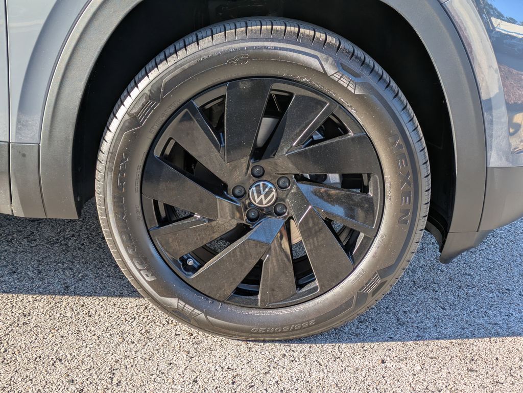 2026 Volkswagen Atlas SE w/Tech - Photo 11