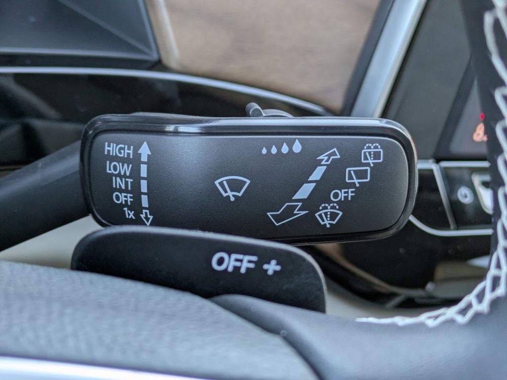 2026 Volkswagen Atlas SE w/Tech - Photo 37