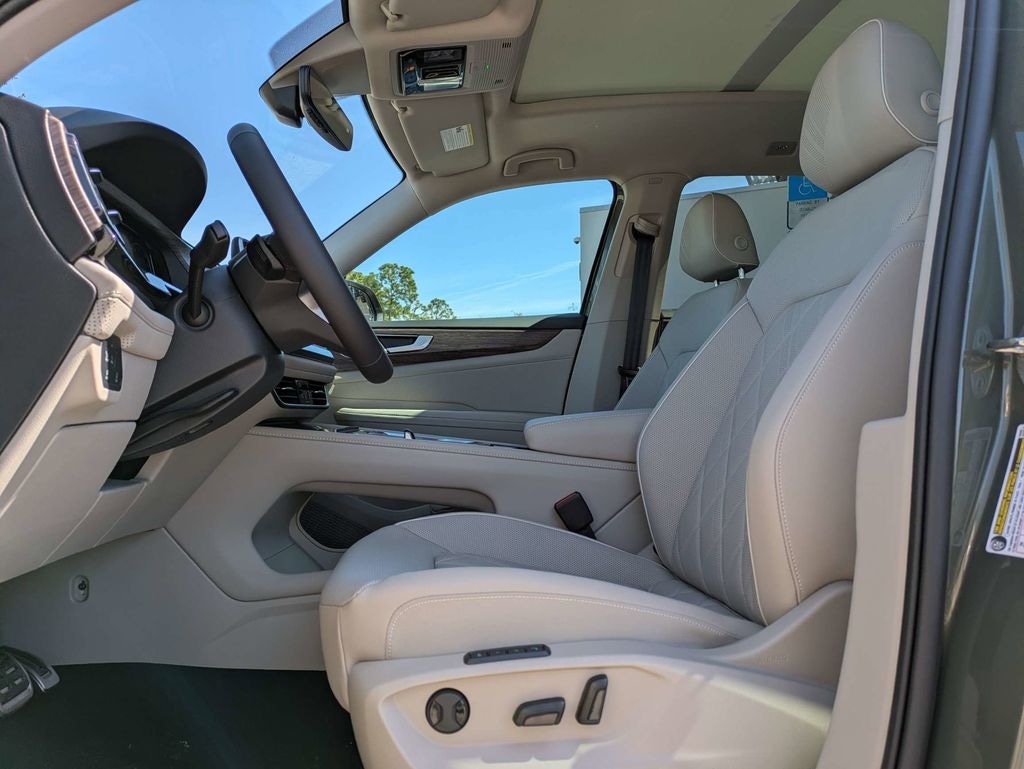 New 2026 Volkswagen Atlas SEL Premium R-Line SUV
