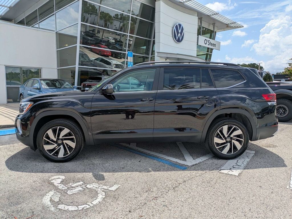 New 2026 Volkswagen Atlas SE w/Technology SUV