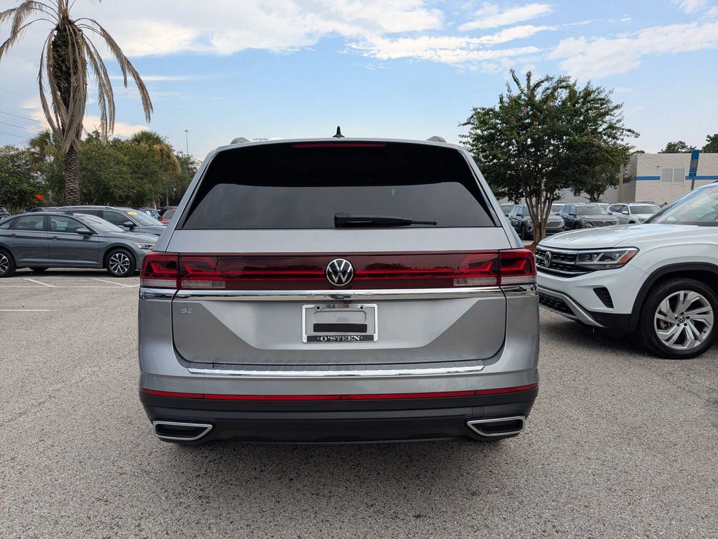 2026 Volkswagen Atlas SE - Photo 6