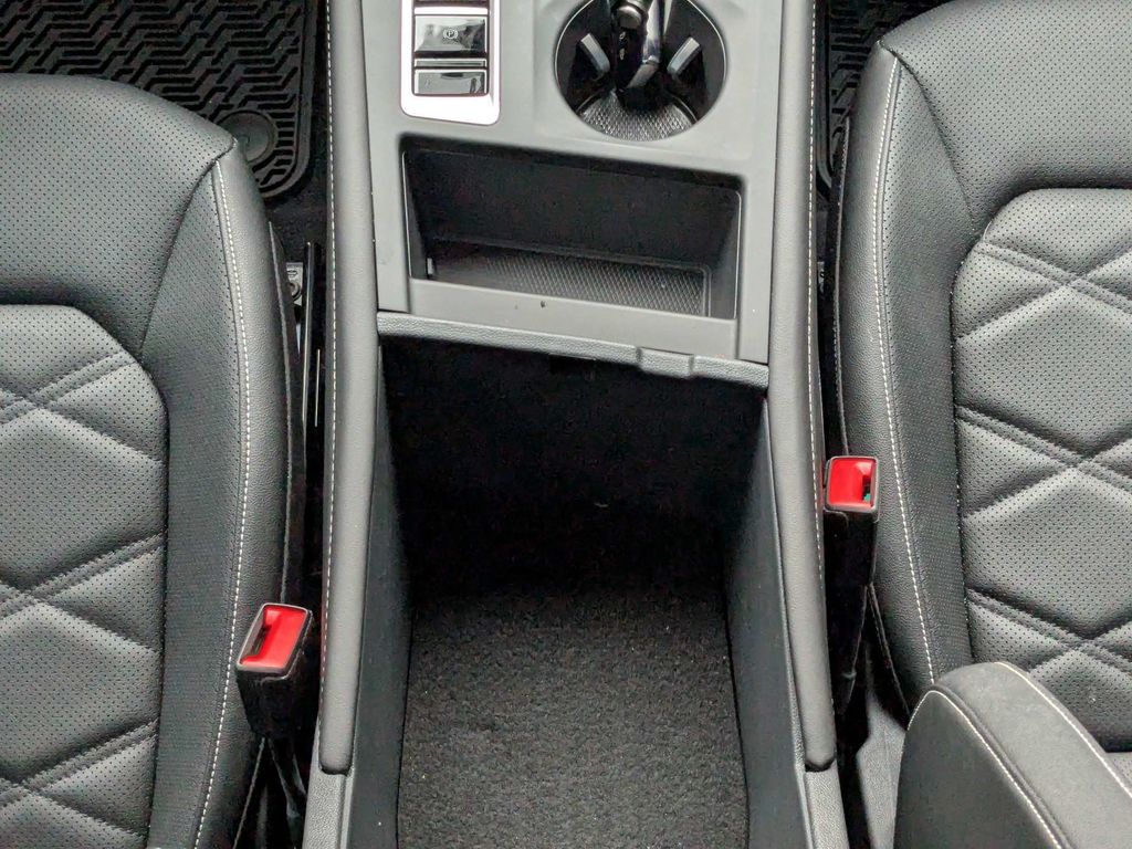 2026 Volkswagen Atlas SE - Photo 28