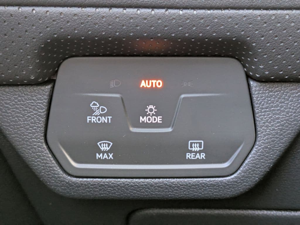 2026 Volkswagen Atlas SE w/Tech - Photo 34