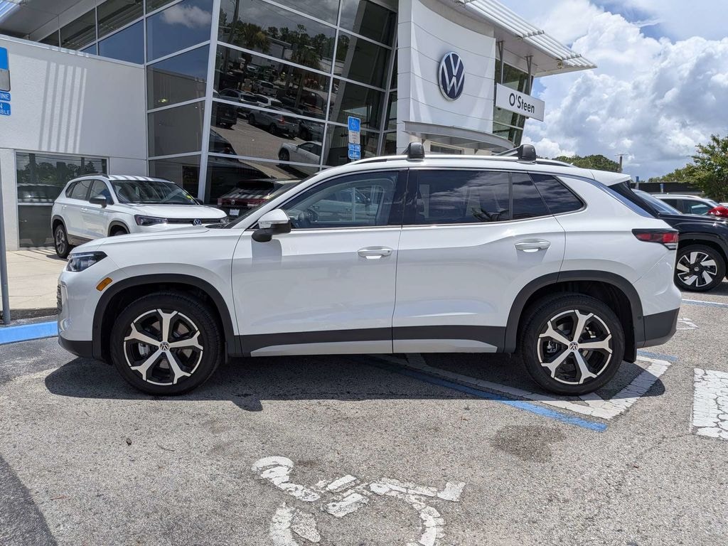 New 2026 Volkswagen Tiguan SE SUV