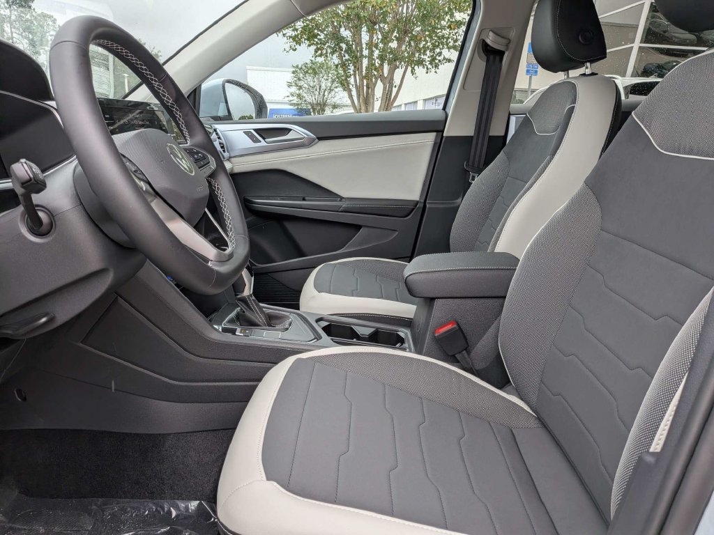 New 2027 Volkswagen Taos 1.5T SE SUV