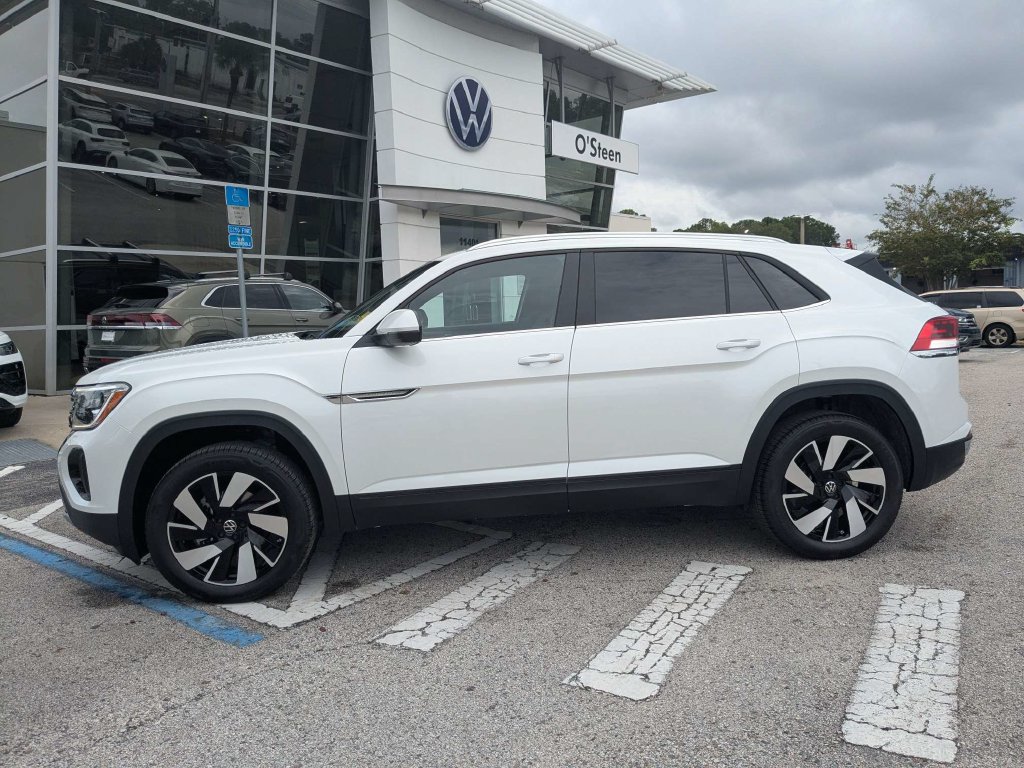 New 2026 Volkswagen Atlas Cross Sport SE w/Technology SUV