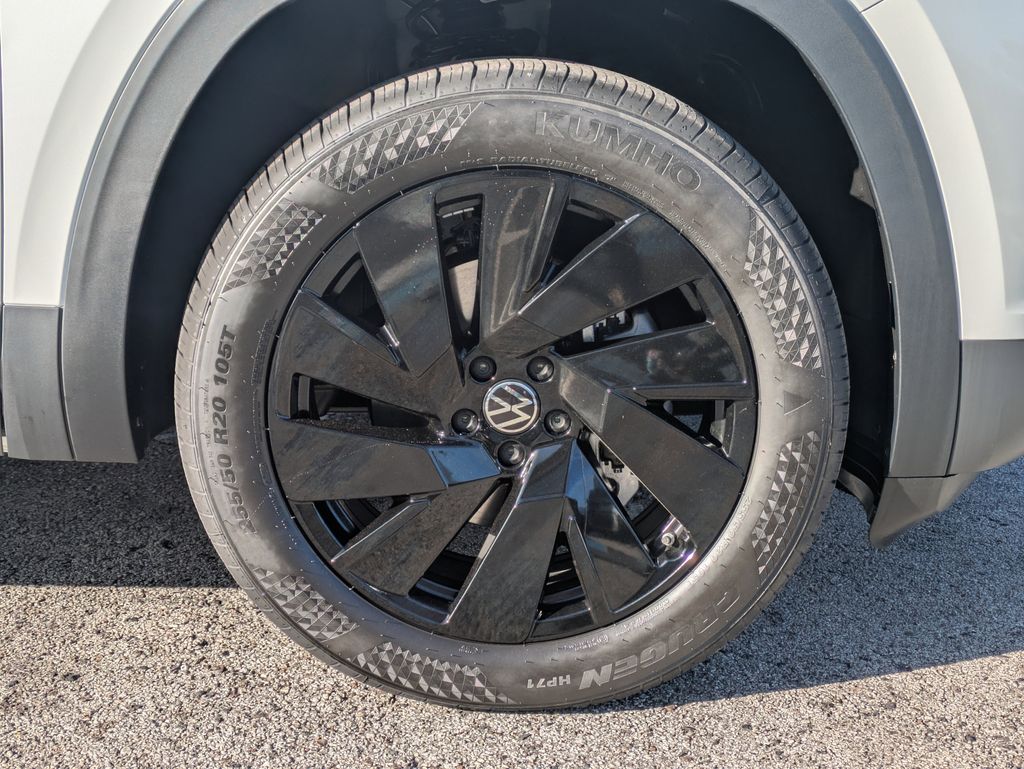 2026 Volkswagen Atlas SE w/Tech - Photo 11