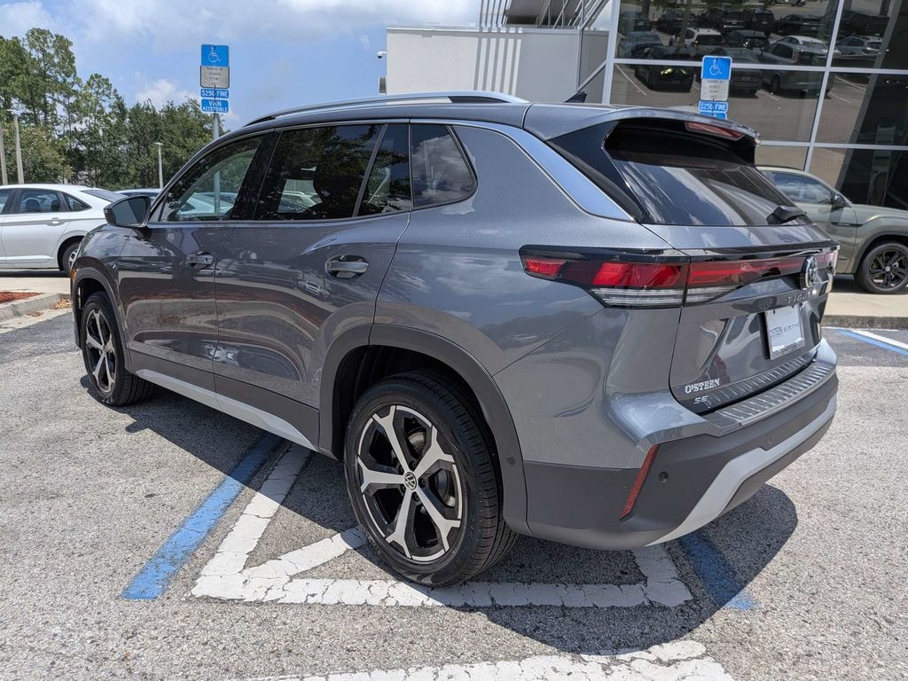 New 2026 Volkswagen Tiguan 2.0T SE SUV