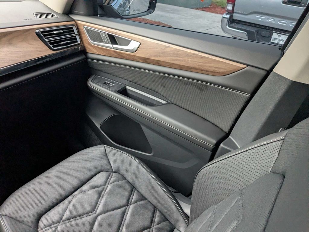 2026 Volkswagen Atlas SE - Photo 25