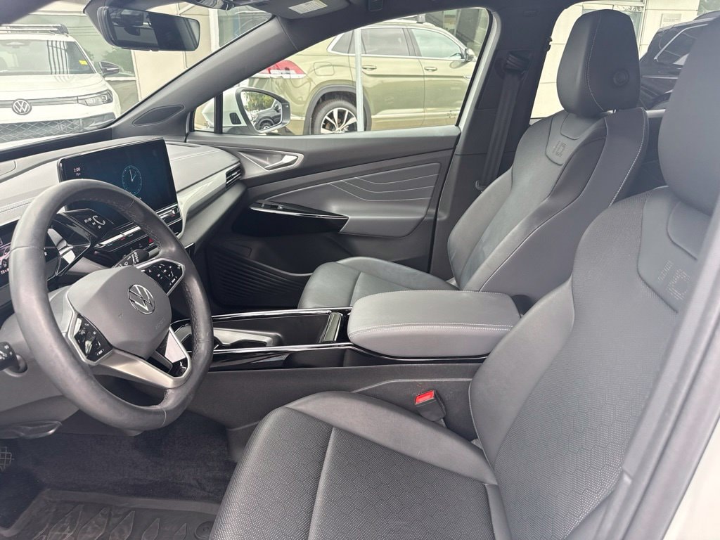 Used 2023 Volkswagen ID.4 PRO S with VIN 1V2VMPE80PC022945 for sale in Jacksonville, FL