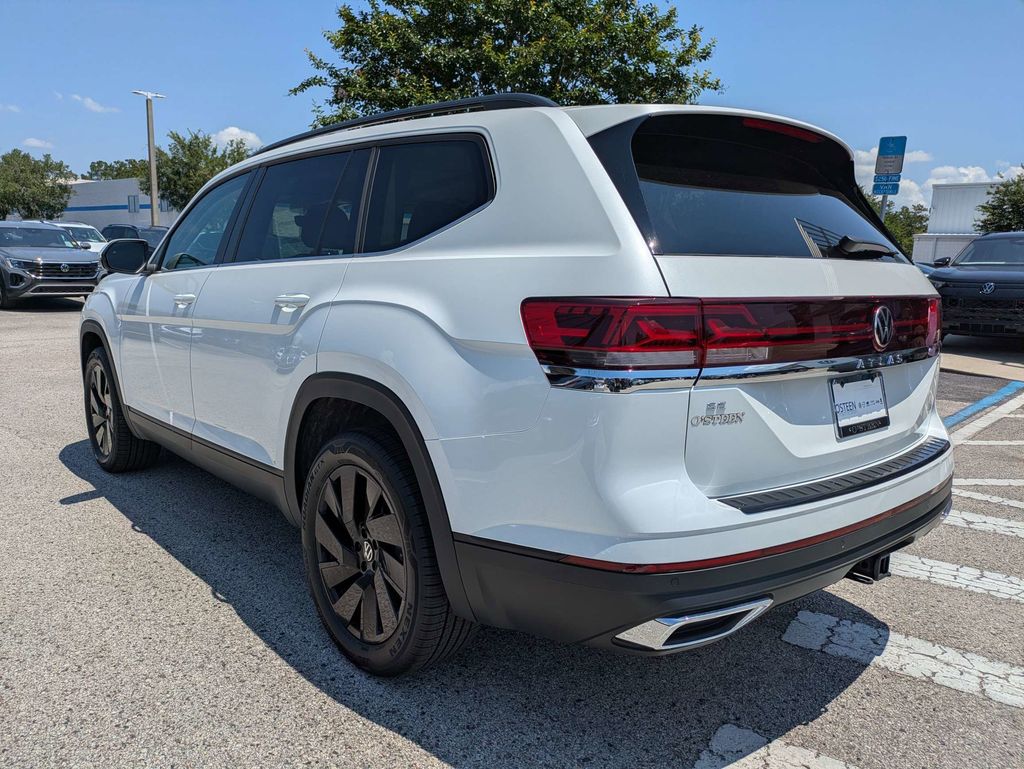 New 2026 Volkswagen Atlas SE w/Technology SUV