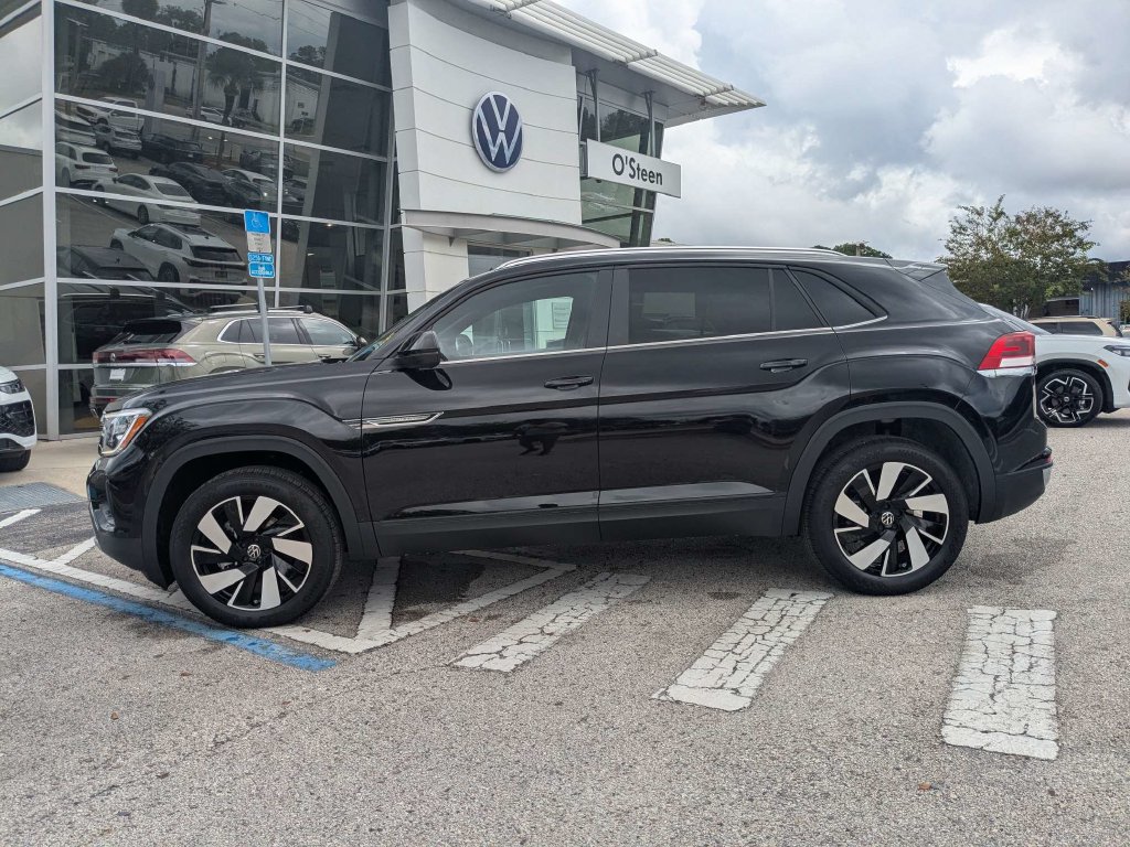 New 2026 Volkswagen Atlas Cross Sport SE w/Technology SUV