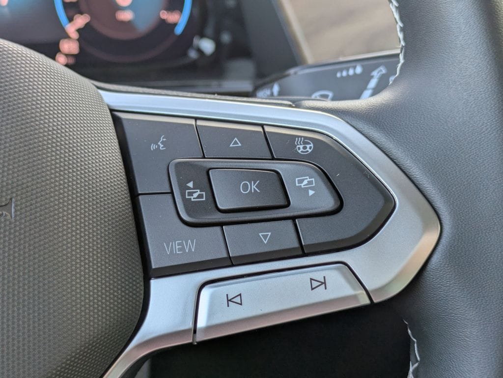 2026 Volkswagen Atlas SE w/Tech - Photo 36