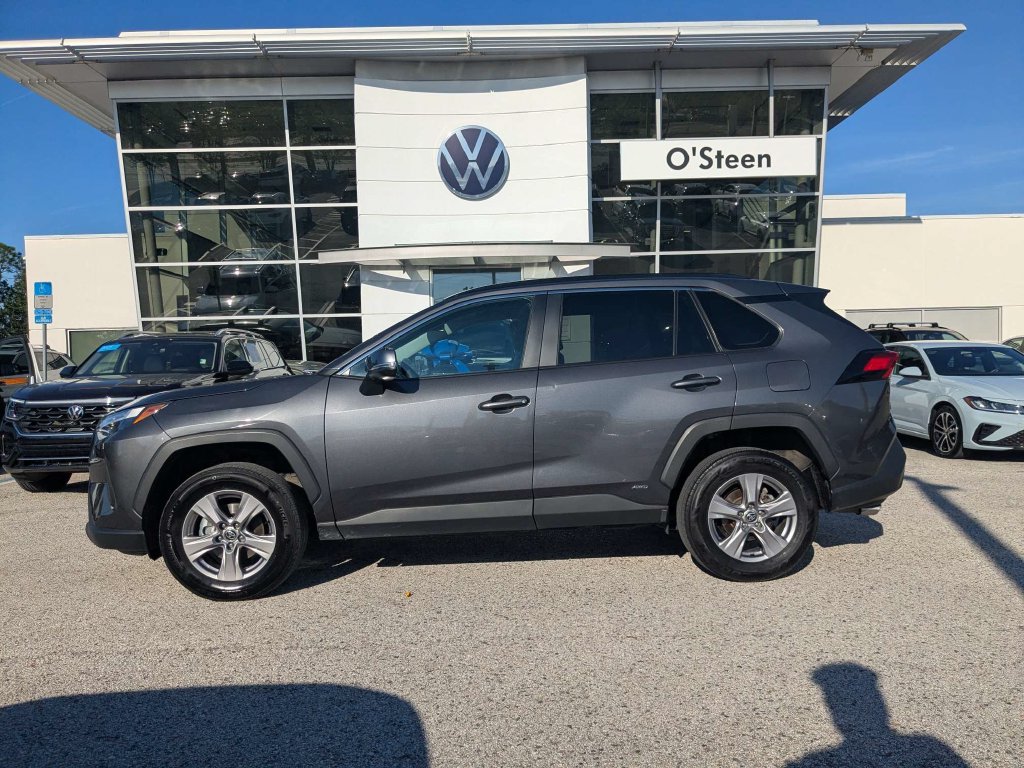 Used 2025 Toyota RAV4 Hybrid XLE SUV