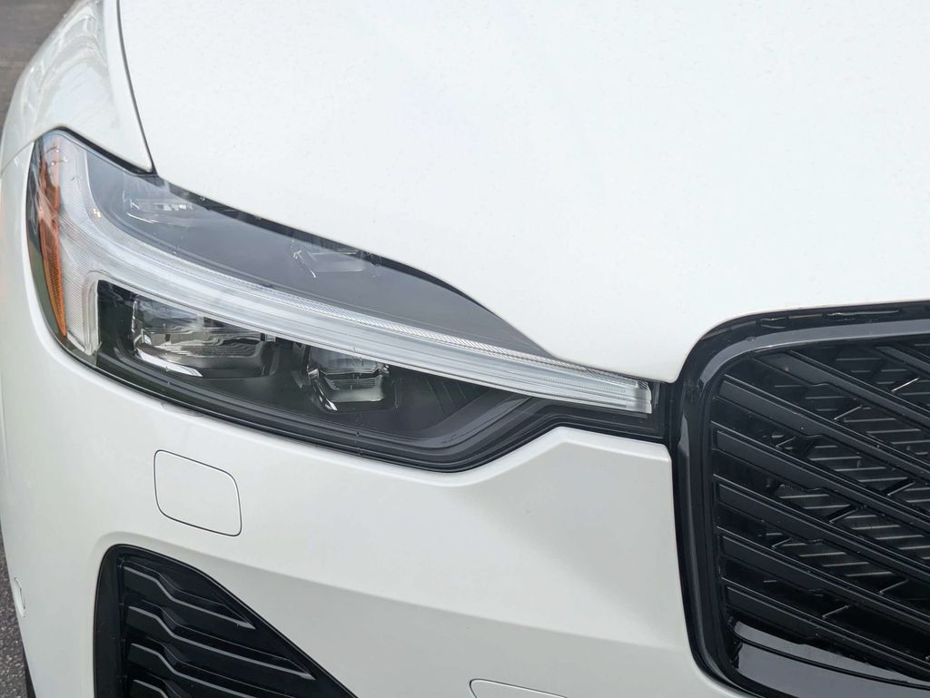 2026 Volvo XC60 Ultra - Photo 10