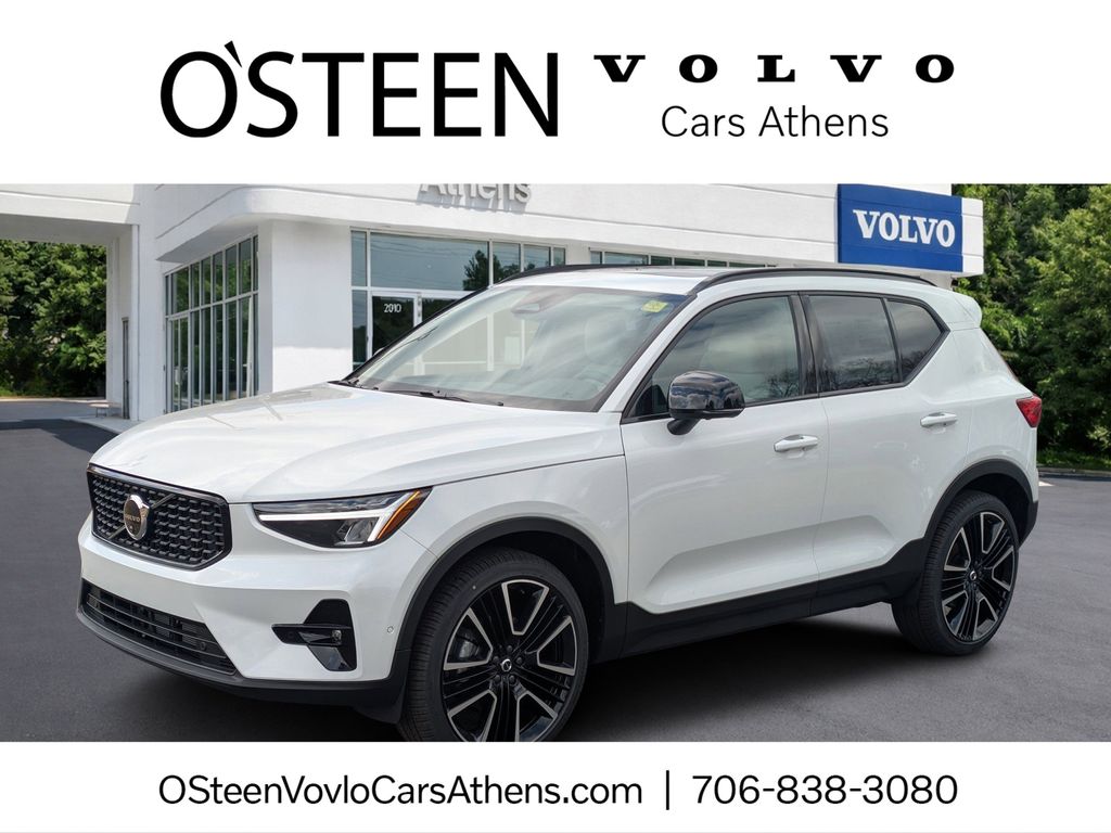 2026 Volvo XC40