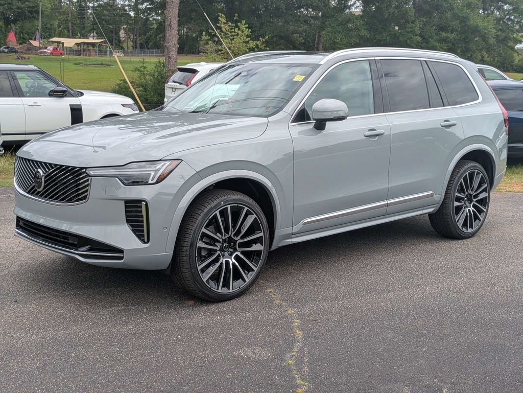 New 2026 Volvo XC90 B6 Plus 7-Seater SUV